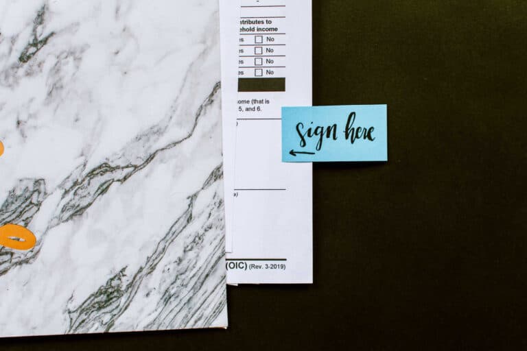 Everything a Surrogate Should Know Before Legal Contracts are Signed