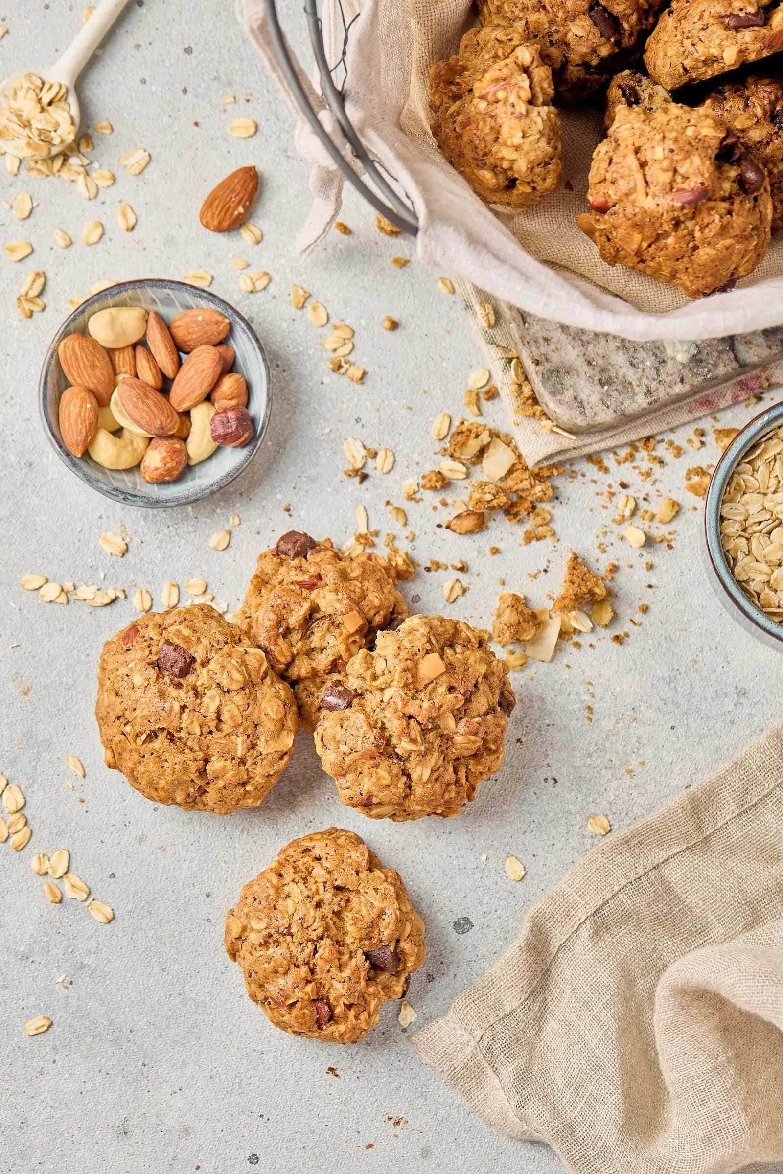 Delicious homemade oatmeal cookies with chocolate and nuts, perfect for sharing or snacking.